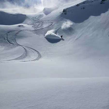 Petit Brio - Fabulous In Sleeps Up To 4 Samoens